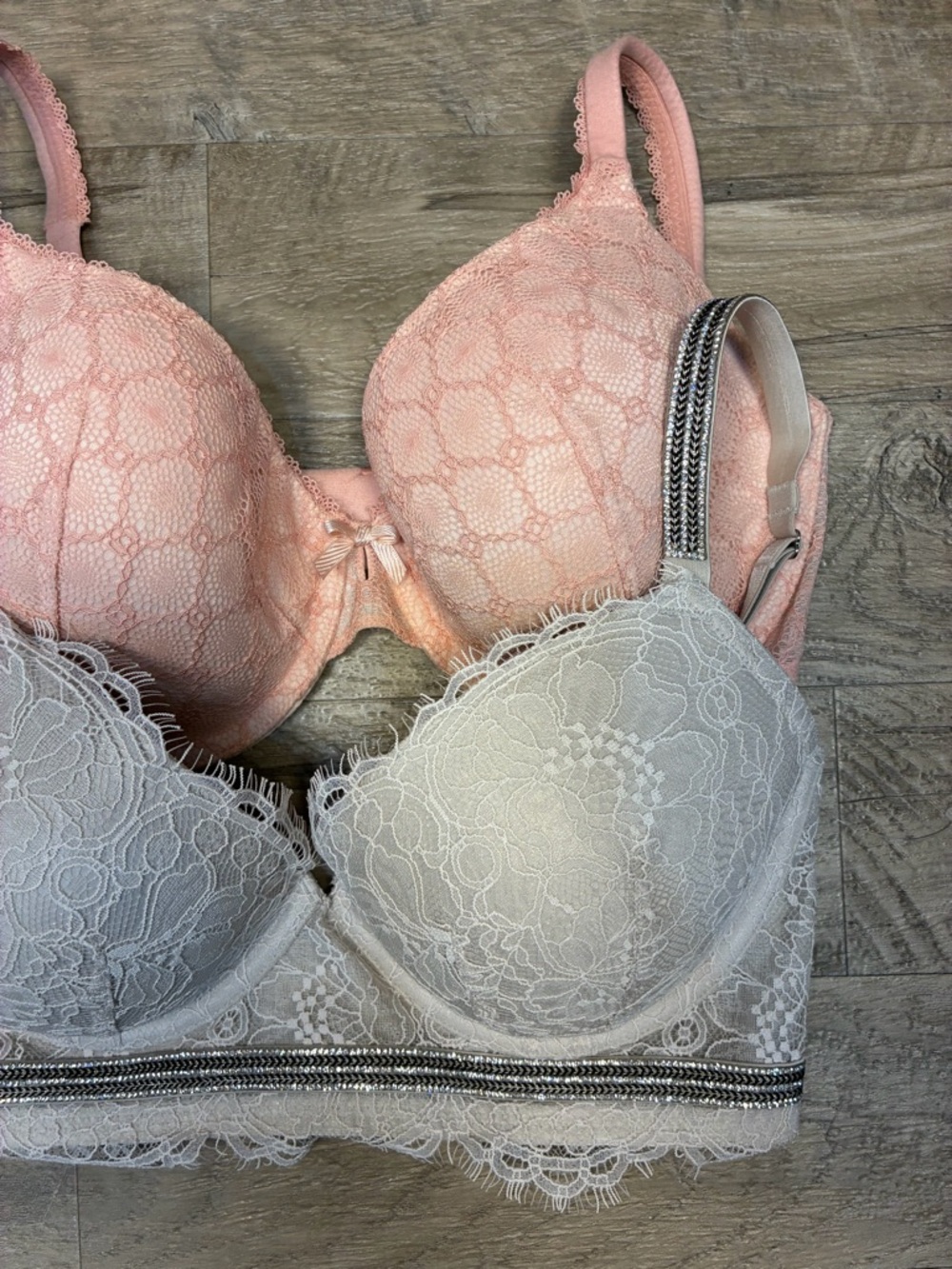 Victoria Secret 2 Lace Bras Lightly Lined Demi Perfect Coverage Shine Strap - Picture 10 of 10